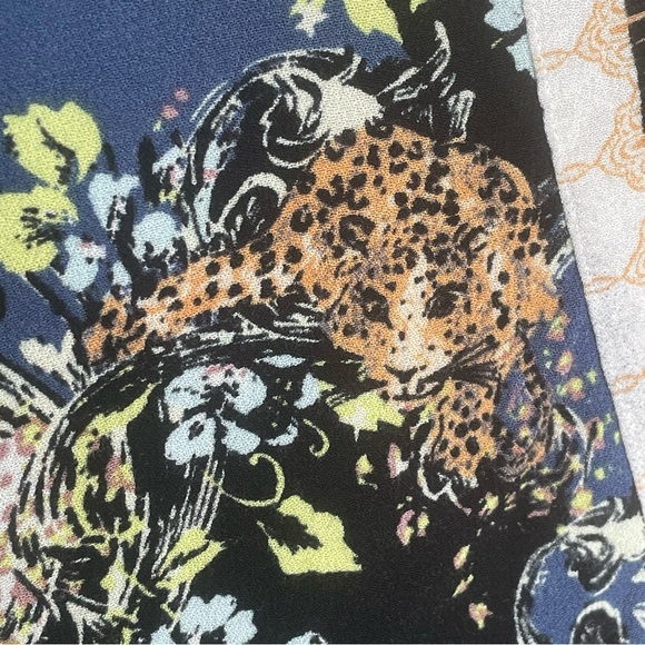 Free People Catch Me If You Can Cheetah/Leopard Novelty Print Art to Wear Top S - Picture 9 of 13